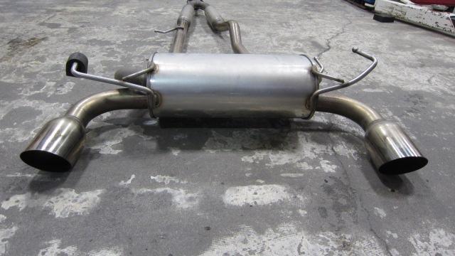 ARQRAY
Sport muffler
[Only over-the-counter sales]-02