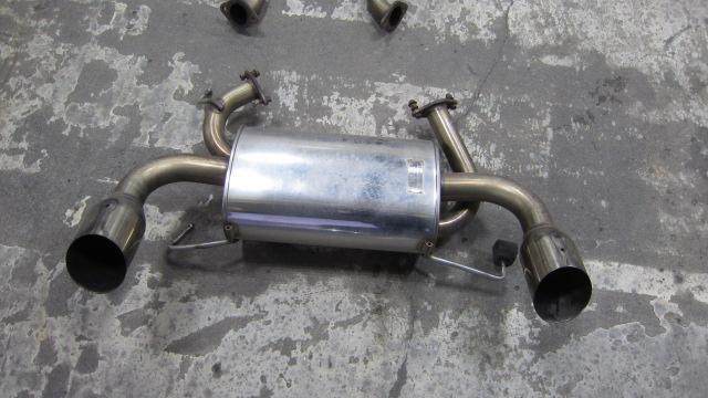 ARQRAY
Sport muffler
[Only over-the-counter sales]-04