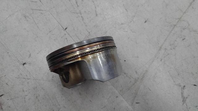  was price cut 
Wakeari
Unknown Manufacturer
63mm bore up cylinder & piston
Majesty S (SG 28J / SG 52J)-04