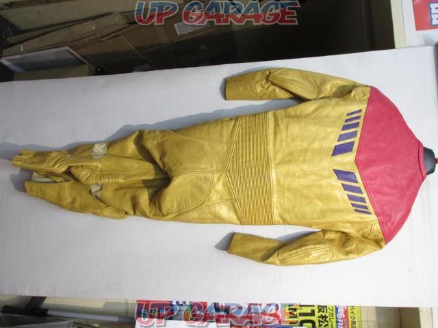 HONDA (Honda)
Touring coverall (GL)
Great deal with no size listed! Significant price reduction from February 2024!-07