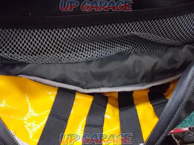 Capacity: 35 liters
GIVI (ENT)
seat bag/waterproof bag-06