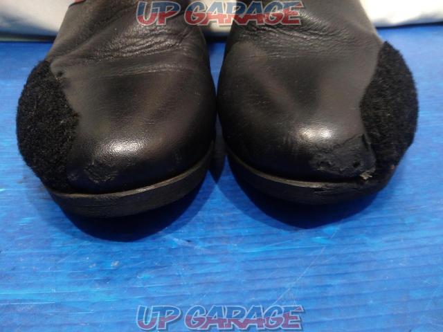 Wake resize: 25.0cm (customer declared size)
Kushitani
Black / Red
Leather boots-02