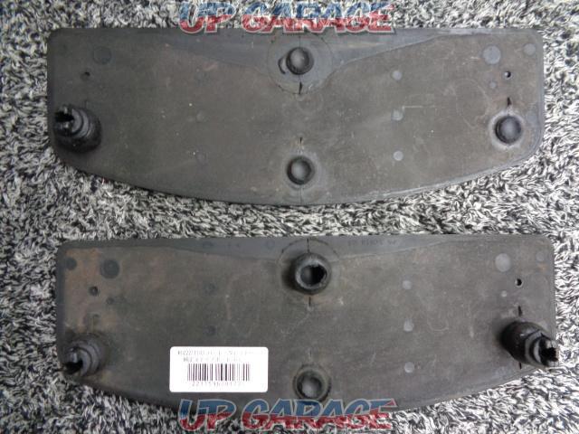 Harley-Davidson
Genuine step board rubber (FLHTC)-02