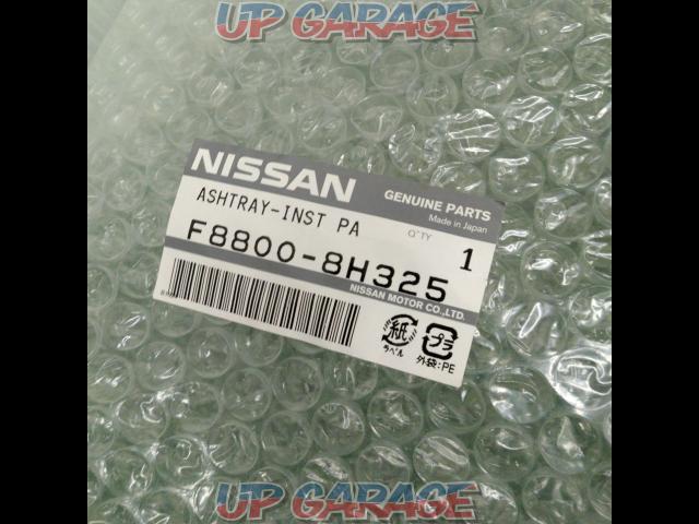Nissan
Ashtray
F8800-8H325-06