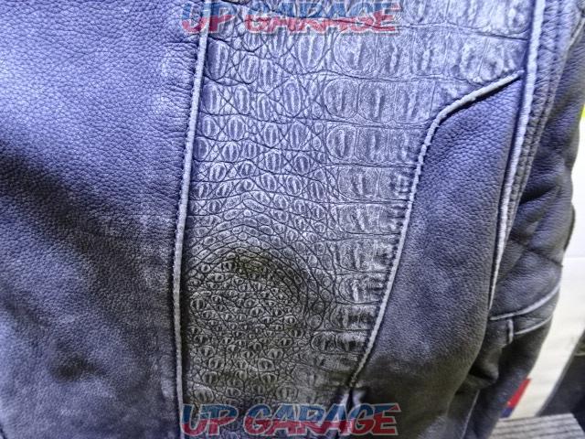 ARLEN
NESS (Allenes)
Leather jacket
[Size L]-03