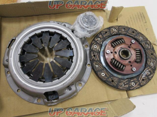 EXEDY
Clutch Set
Disk
Cover
Release bearing
(B12484)-02