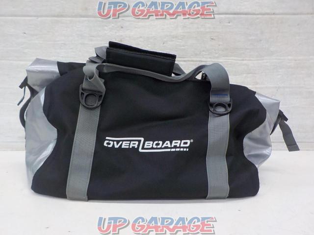 OVER
BOARD
Waterproof bag
Forty-04