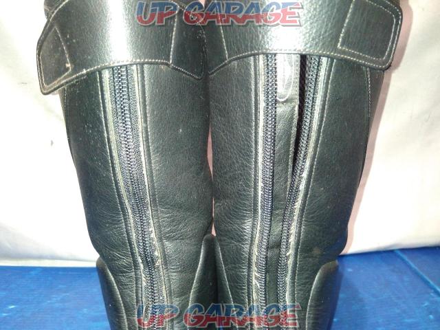Wakeari
Size unknown
Kushitani
Knee-high boots
black/black logo-07