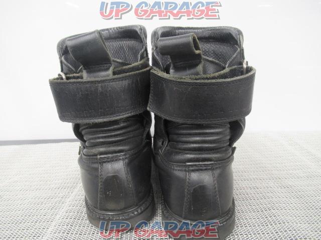KADOYA (Kadoya)
Black Ankle
Riding boots
black
25.0cm-05