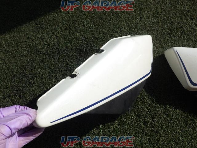 Riders YAMAHA
RZ250
4L3
Side cover left and right set-02