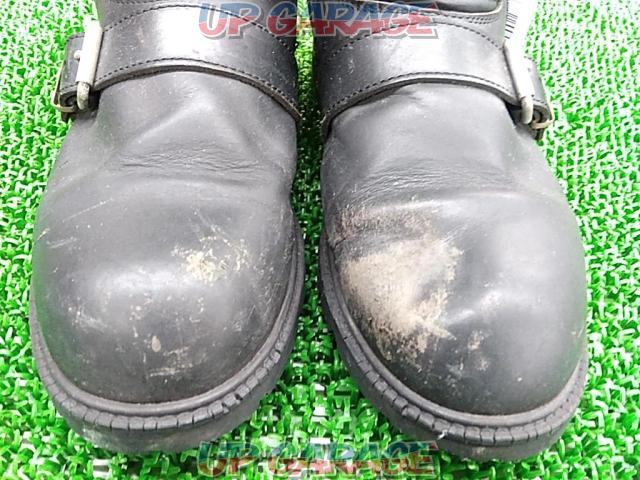 Size unknown
KADOYA
Leather boots
Black Ankle-02