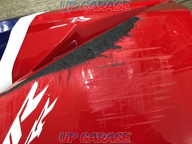Price cut! HONDA
CBR250 genuine
side cowl/side panel/side cover
Left
(Red)
A sheet
#one side-03