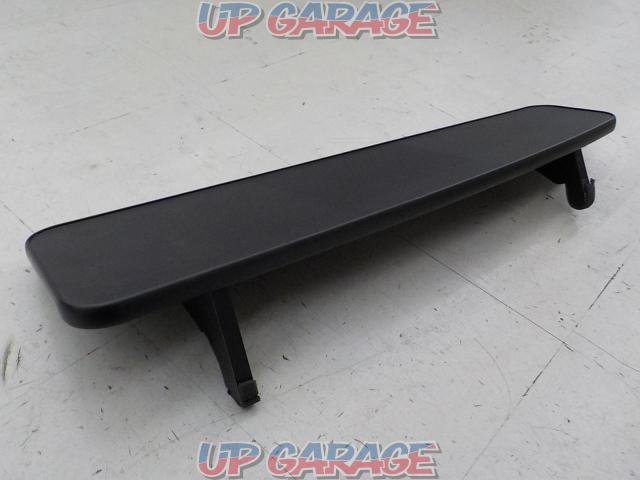 Unknown Manufacturer
Front table (passenger side)-03