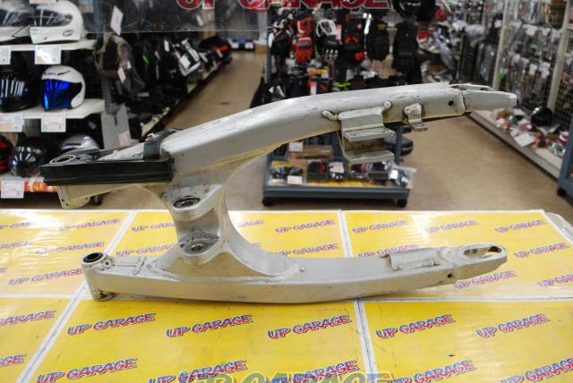 YAMAHA (Yamaha)
Genuine swing arm
WR250R (removed from car in 2007)-09