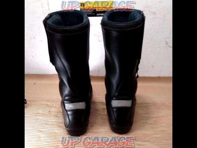 BMW
Professional touring boots
Size: 28cm-07