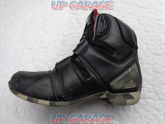 RS Taichi x UMBRELLA
Dry master
Bore
Riding shoes
(Size/24.5cm)RSS006-03