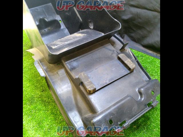 KAWASAKI
ZRX1200R genuine rear inner fender
Accessory case
Battery case-02