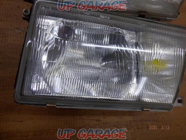 ▲ We lowered prices
▲ Left and right set
Nissan genuine
Headlight-03