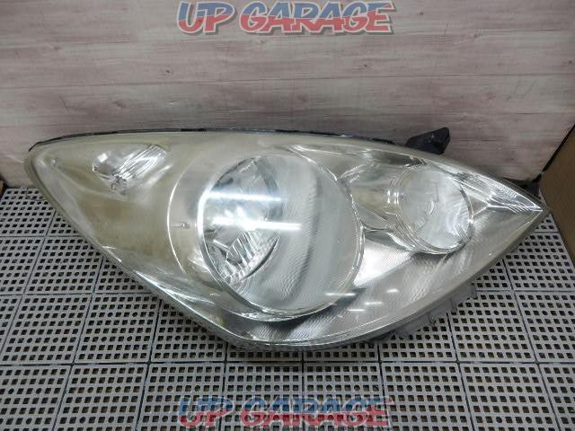 RX2303-3215
NISSAN genuine
Headlight
Right and left-02
