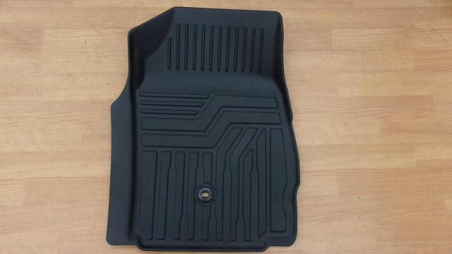 Unknown Manufacturer
3D solid design
3D floor mat
30 For Alphard · Velfire-02