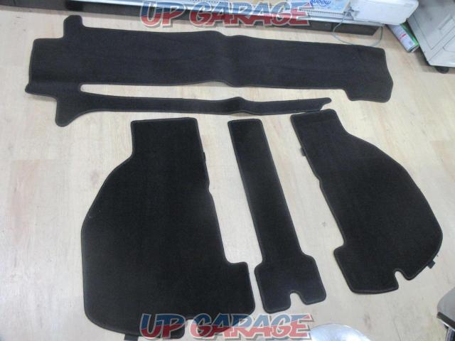 Unknown Manufacturer
Alphard
Floor mat
11 split-09