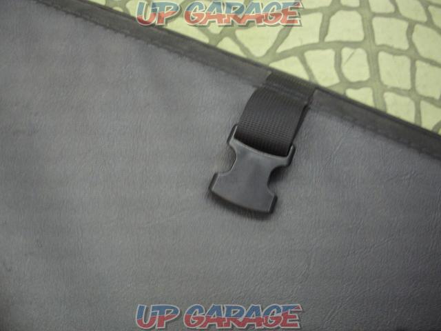 Unknown Manufacturer
Tri-fold soft (hood) tonneau cover-07