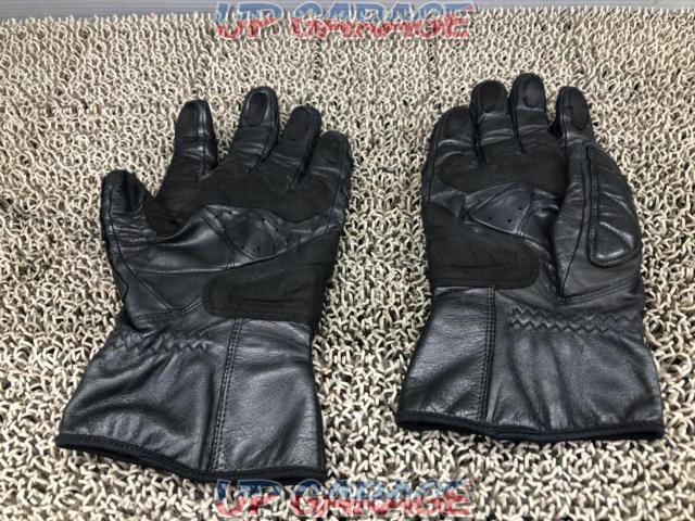 DUCATI
Leather Gloves
 Price Cuts -06