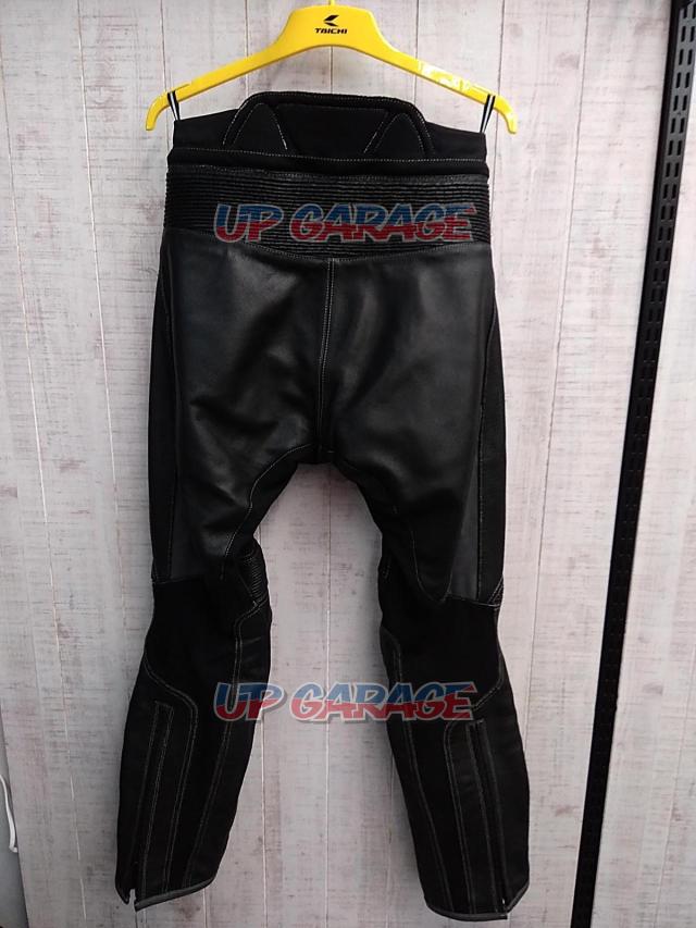 Price Cuts! Size: M
HYOD
Leather pants-05