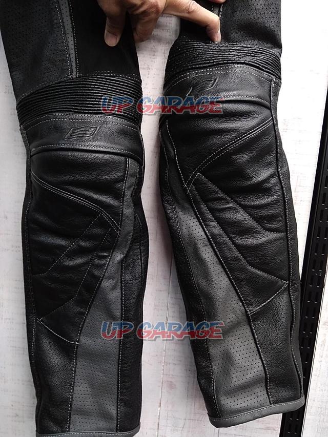 Price Cuts! Size: M
HYOD
Leather pants-07