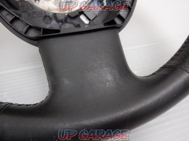 Price cut!! AUDI
Genuine leather steering wheel
AUDI
A4
8E-06