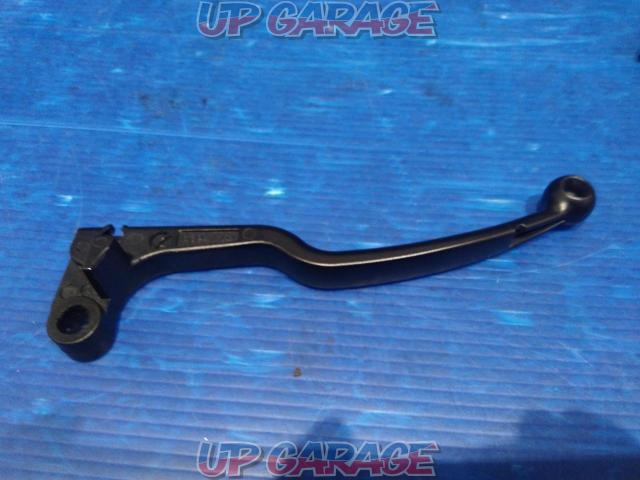 Remove GSX-R1000 ('17)
Genuine
LR lever
There is a scratch on the clutch side-05