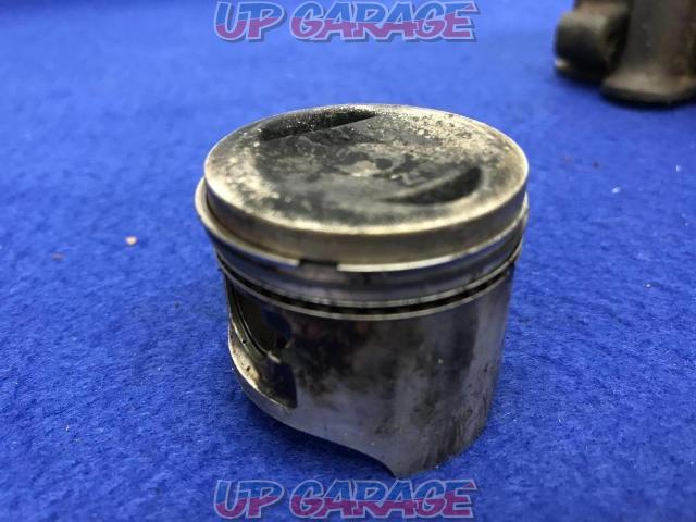 HONDA (Honda)
Genuine cylinder + piston
Monkey
There are rust, threads, and stains-02