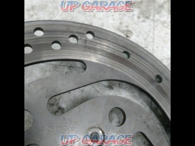 HarleyDavidson
Genuine brake disc right-04