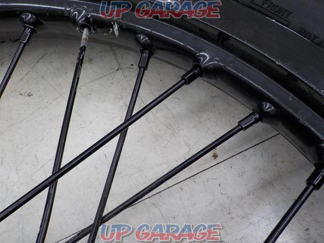 [SR400]
YAMAHA
Genuine tire wheel set-05