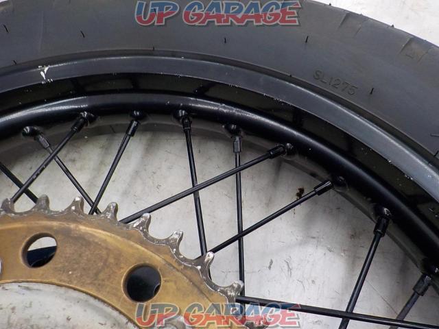 [SR400]
YAMAHA
Genuine tire wheel set-08