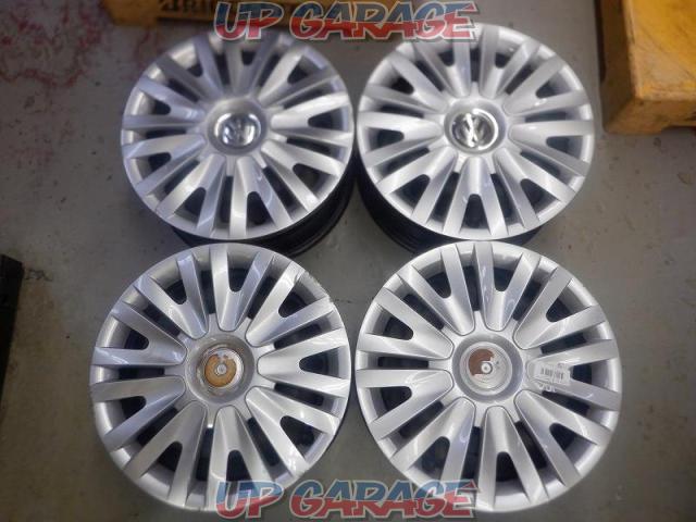 Imported car genuine (Pure
parts
of
imported
automobile)
VW
GOLF VI
Genuine steel wheel-02