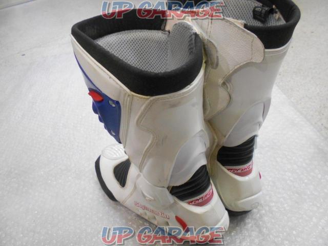 ¥19
Price reduced from 690-Stylmartin
SONIC
RS
Racing boots-02