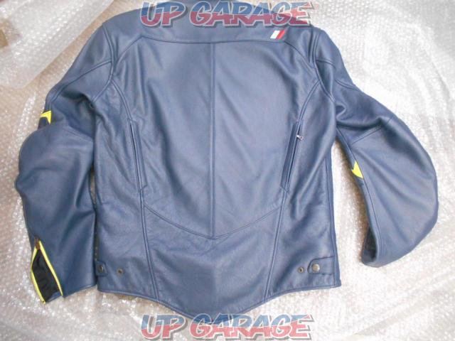 (\\54
Price reduced from 890-KUSHITANI
tailed jacket-06