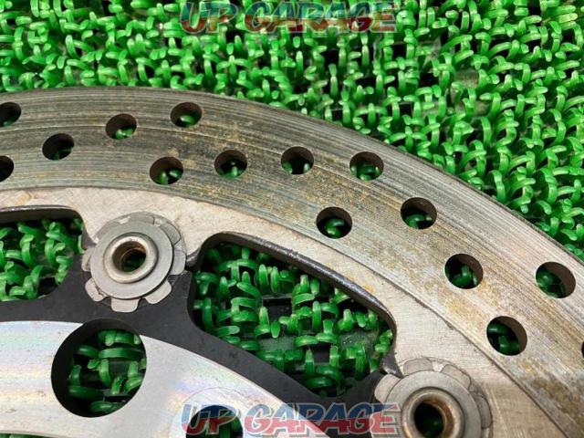 Wakeari
Remove from H2SX
Genuine
Front brake disc rotor
320mm
Only one-05