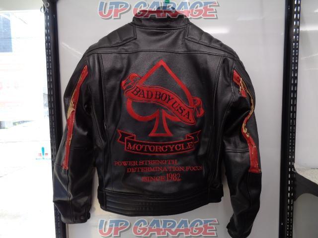 bad boys
Faux leather jacket (size/XL) B13114W-02
