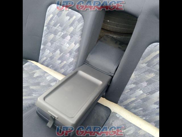 Big price reduction!! Genuine Nissan
Genuine rear seat
Skyline/34 series
Four-door car-08