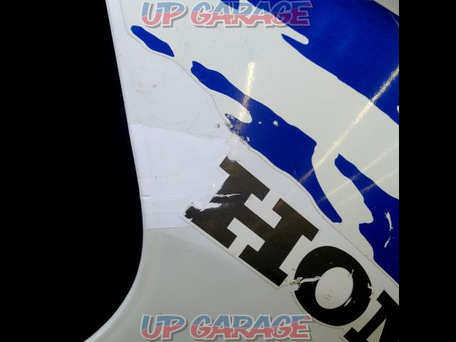 HONDA
NSR80 previous term genuine side cowl right side only-03