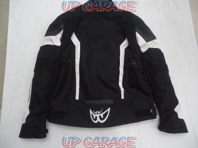 BERIK
NJ-173317
Protection nylon jacket
Unused
W05296-04