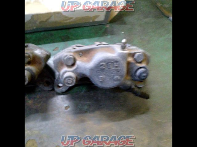 Toyota
Celica genuine front brake caliper
Please reduce the price based on overhaul.-02