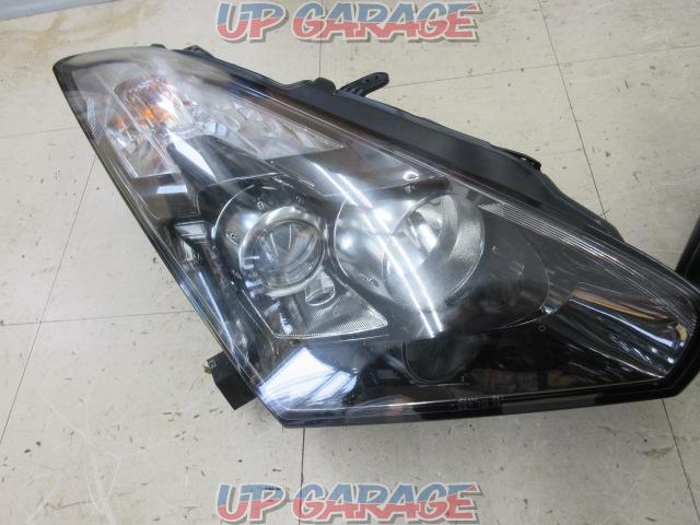 Nissan genuine
HID
Headlight
Right and left
GT-R / R35
The previous fiscal year]-02
