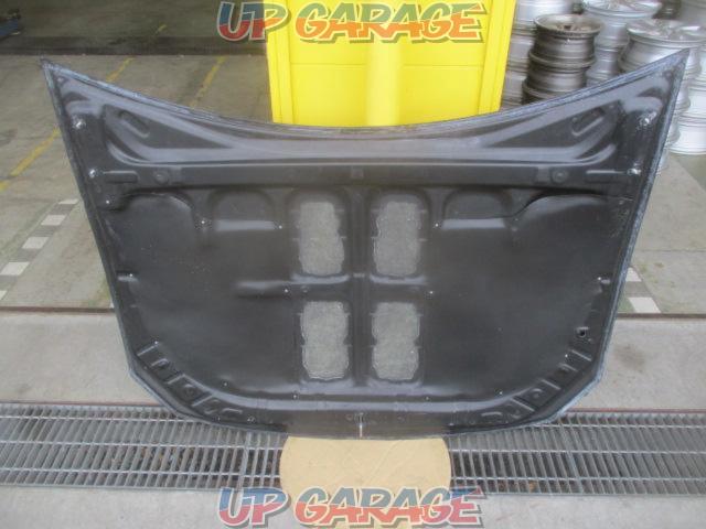 Unknown Manufacturer
With duct
Carbon bonnet *Because it is a large product, it cannot be shipped to private homes.-09