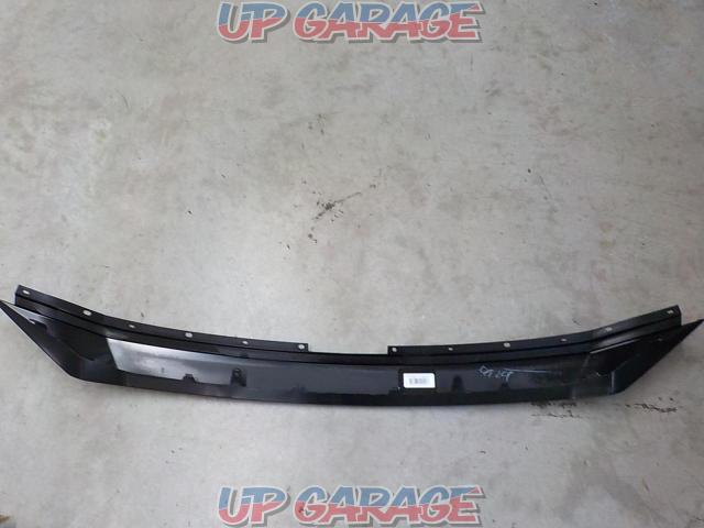 MAZDA
Front grill upper-02