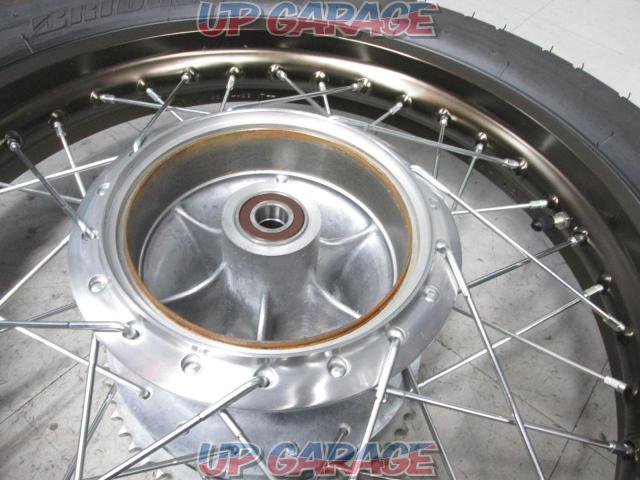 YAMAHA (Yamaha)
Genuine front and rear wheels (limited color)
SR400(FI) Big sale! Significant price reduction from March 2024!-05