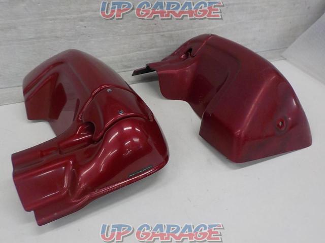Unknown Manufacturer
Lower cowl
Right and left
HARLEY-DAVIDSON
FLHTCU 1340-02
