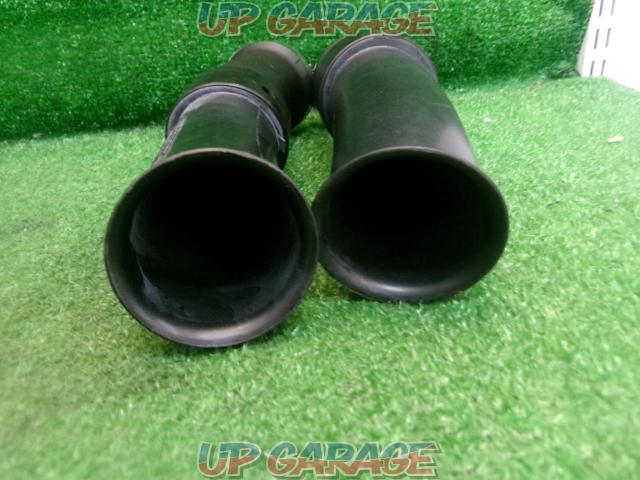 R1100RS (removed from unknown model year)
BMW genuine
air intake duct set
13.71
1
341
405/406 stamped-08